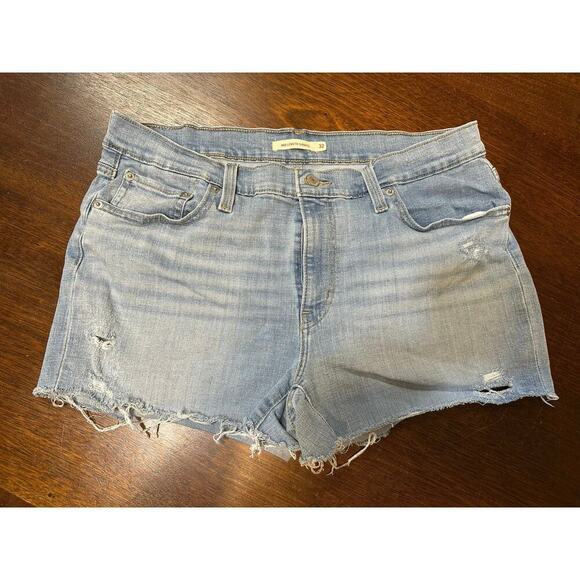 Levis Mid Length Shorts Women 32 Spring Summer Fringe Raw Hem Distressed Beach - Picture 1 of 8
